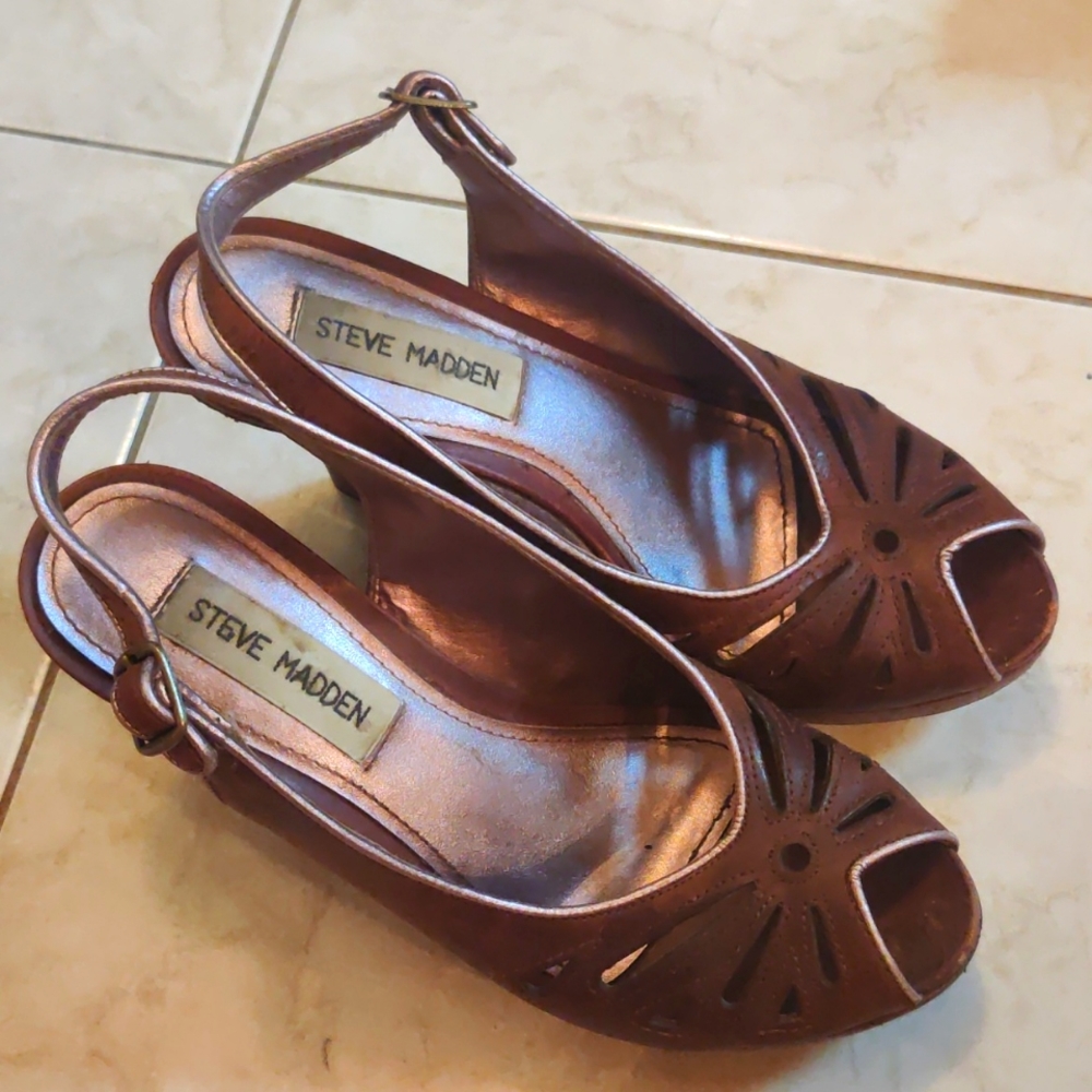 Steve Madden leather wedge heels, size 6.5